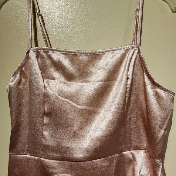 π Wrap Satin Bodycon Dress - Picture 4 of 6